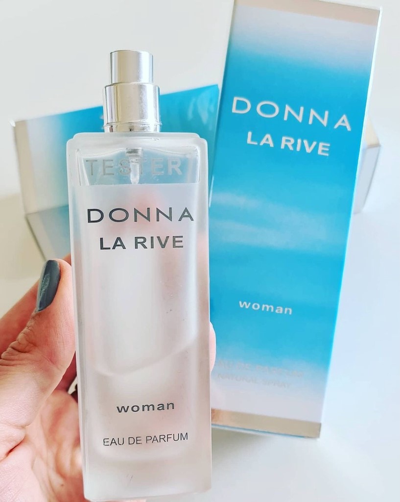 Donna-by-La-Rive