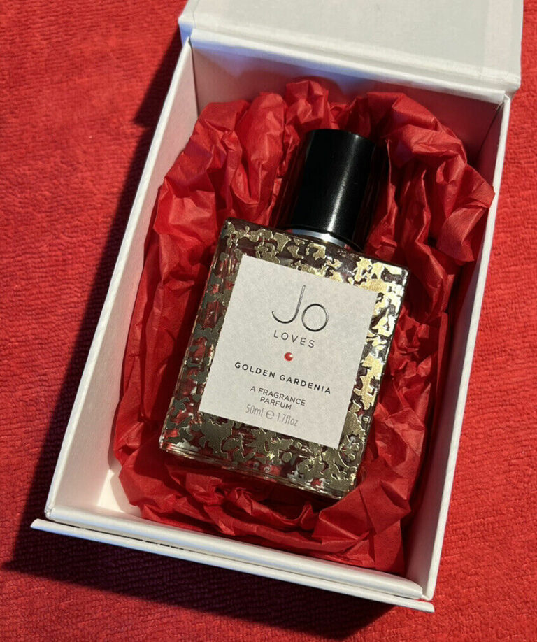 9 Best Smelling Gardenia Perfumes You Can Wear [In 2024]