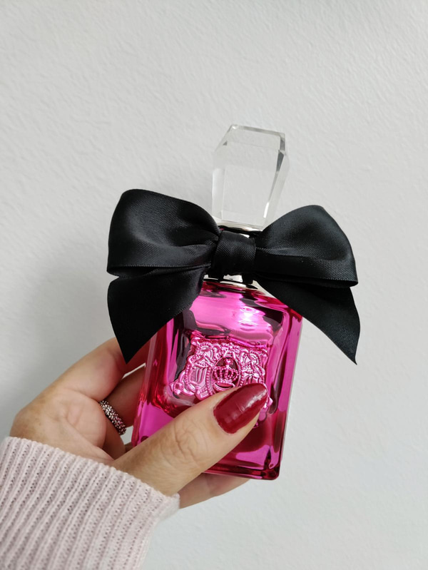7 Best Smelling Juicy Couture Perfumes For Her [In 2024]