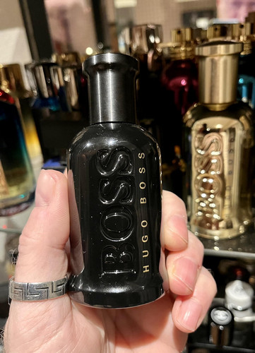 boss-bottled-parfum-hugo-boss