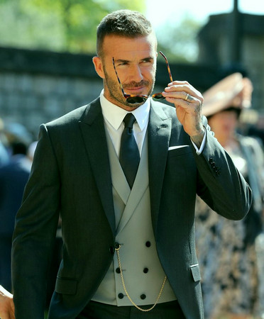 david-beckhams-fashion-and-grooming-trends