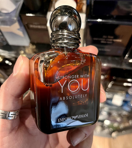 emporio-armani-stronger-with-you-absolutely
