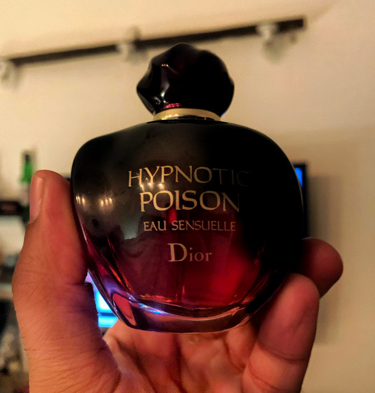hypnotic-poison-eau-sensuelle-dior