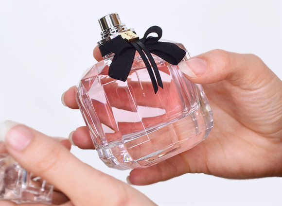mon-paris-parfum-floral-by-yves-saint-laurent