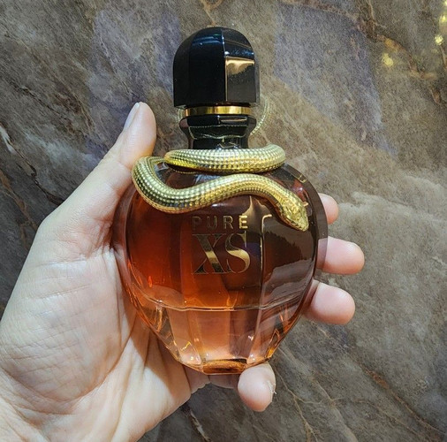 Perfumes Similar To Olympea [Top 9 Clones To Try Out]