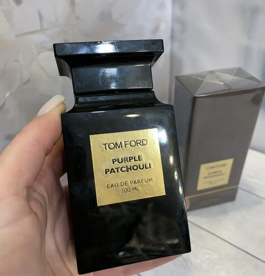 Perfumes Similar To Passion Elizabeth Taylor [Top 7]