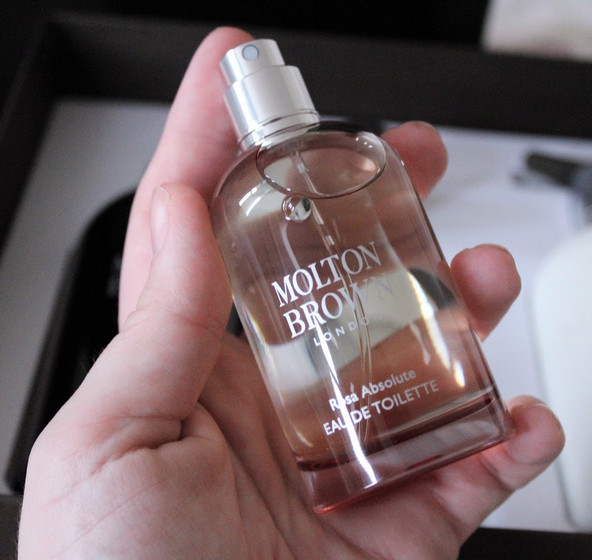 rosa-absolute-molton-brown